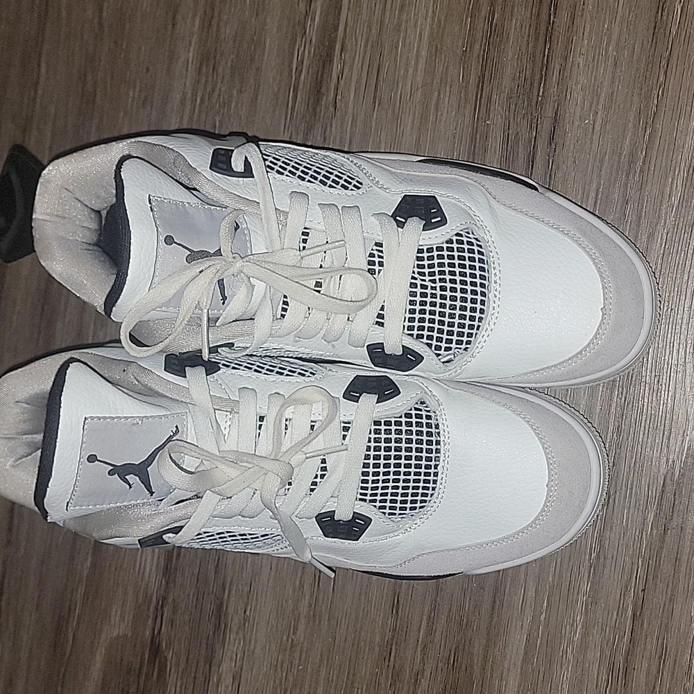 Jordan retro 4 military black